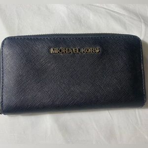 Black and gold Michael Kors wallet
